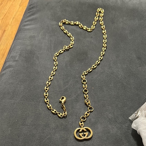 Gucci Gold Belt with Iconic Design - Picture 1 of 6